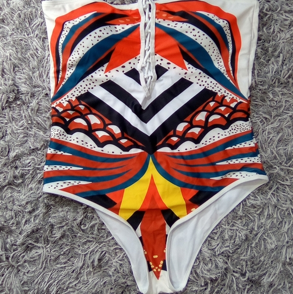 SHEIN SWIM WEAR 🙍♀️❤ - Picture 9 of 10